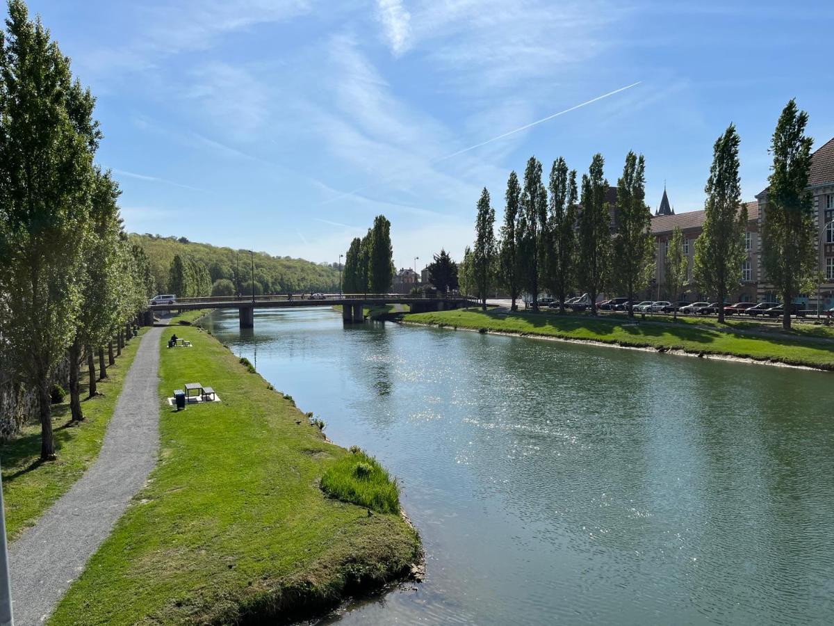 Le Vicomte Appartement Melun Buitenkant foto